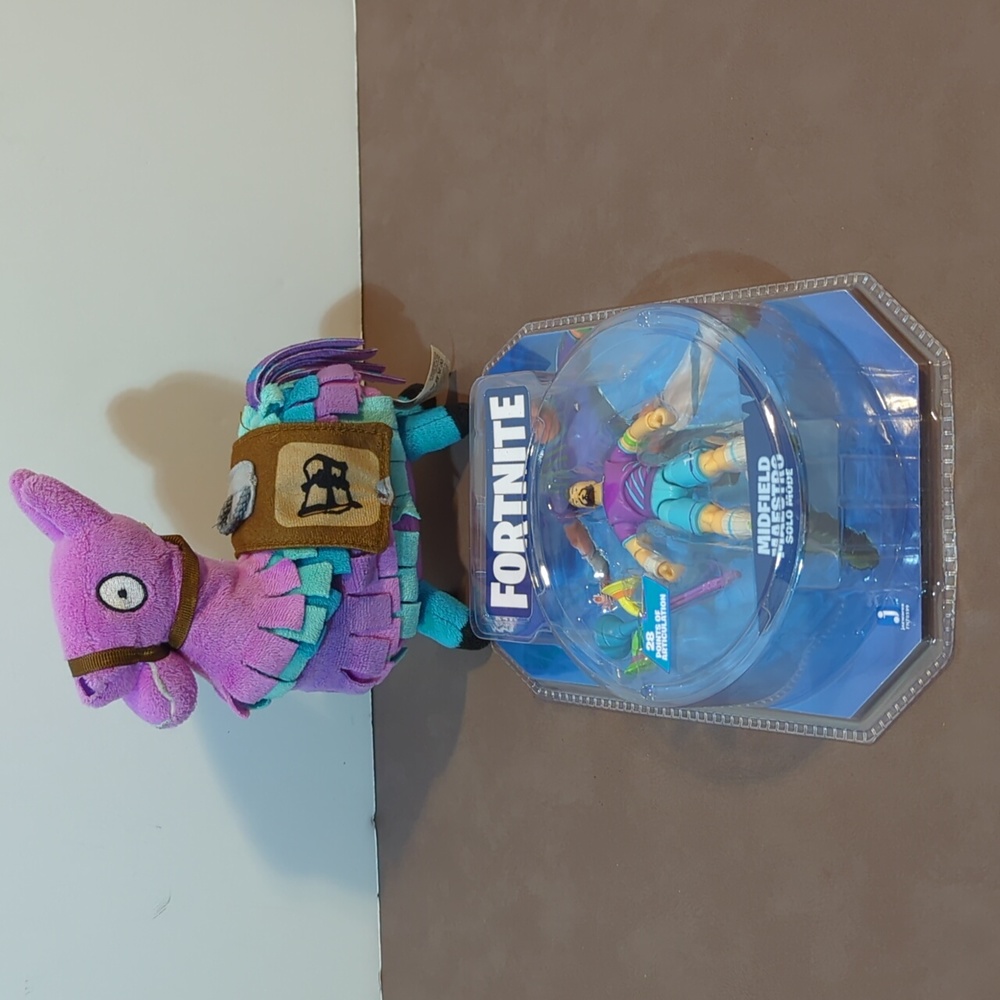 Fortnite Loot Llama and dark Llamacorn plush Whiplash car Midfield Maestro - Picture 2 of 16
